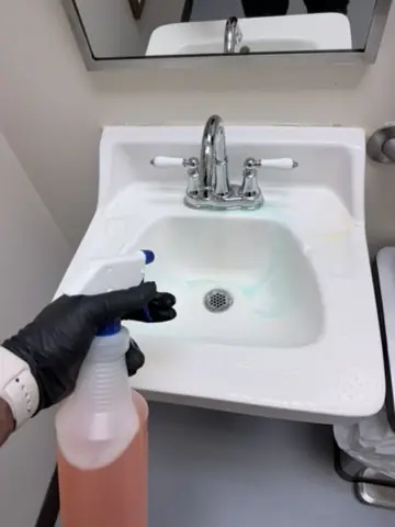 Sink cleaning in progress